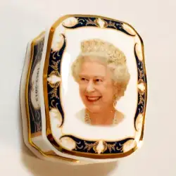 Queen Elizabeth II Jubilee Trinket Box Ayshford Fine Bone China England 1952–201