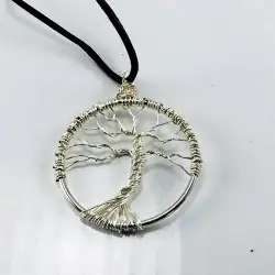 VTG Tree of Life Necklace Large Silver Tone Pendant Adjustable Faux Leather Cord