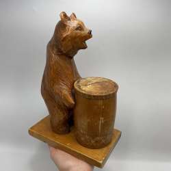 Vintage-Hand-Carved-Wooden-Bear-with-Barrel-Pen-Holder-Box-1977-Folk-Art