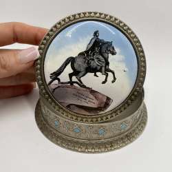 Large-Vintage-Soviet-Powder-Box-Compact-Enamel-Bronze-Horseman-Peter-the-Great
