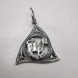 Vintage Elegant Pendant 