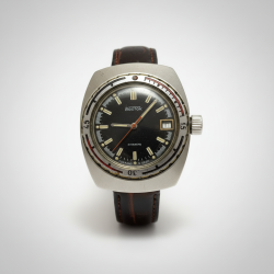 Vintage Vostok Amphibia Barrel Case USSR Mechanical Watch 2114A Soviet Diver Water Resistant Black Dial Komandirskie 1055