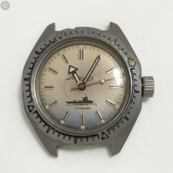Vintage Mens Watch Vostok Amphibia USSR Ship Red Star 17 Jewels 200M 151