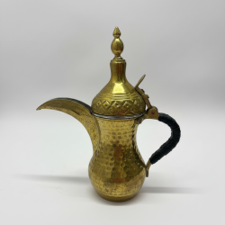 Vintage Hammered Brass Dallah Arabic Coffee Pot Traditional Middle Eastern Decor
