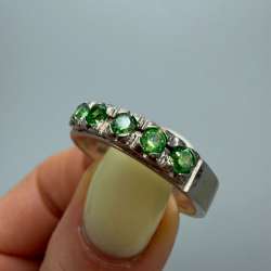 Vintage 925 Sterling Silver Peridot Eternity Band Ring Green Size 9.5