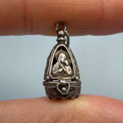 Vintage 925 Sterling Silver Religious Opening Locket Pendant Virgin Mary Child