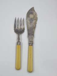 Vintage EPNS Fish Serving Set – Silver Plated Knife & Fork with Yellow Handles