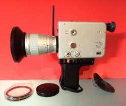 Vintage Design // Braun Nizo S 800. Super 8 Movie Camera & Original Case//