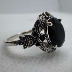 Vintage Black Crystal Statement Ring Antique Silver Tone Filigree Gothic Style