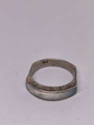 925 Sterling Silver Ring with Mother of Pearl Inlay – Vintage Band Ring