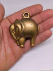 Vintage Gold-Tone Elephant Pendant – Lucky Animal Charm – Collectible Decor