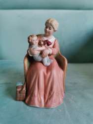 Vintage HOMCO Grandma Mom Woman & Baby Figurine # 8743