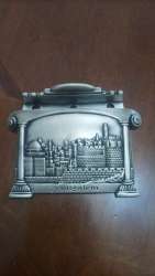 A masterpiece of silver-plated nickel that embodies the scene of Al-Aqsa Mosque