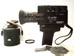 Vintage Design / MOVEXOOM 6 electronic. Super 8 Movie Camera/ in good condition.