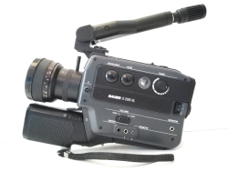Vintage Design / Bauer S 209 XL. Super 8 Movie Camera / fully functional.