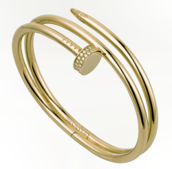 Double Cold Nail Bracelet: An Unique and Eye-Catching Accessory Louvre.
