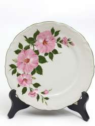 Cake plate Winterling Kirchenlamitz roses 19 cm, 7.6 inches. Vintage porcelain