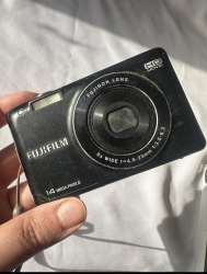 Fujifilm FinePix JX490 14mp Black Dig Camera with Battery no charger for repair