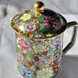 Chinese Vintage Tea Mug with Lid / hand-painted Flowers