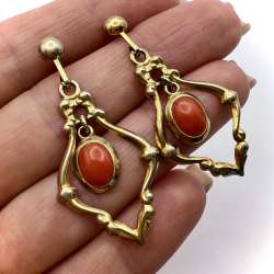 Gilt Sterling Silver 925 Vintage Woman's Stud Ear Earrings Coral Gemstone Signed