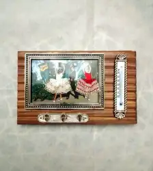 Key holder with thermometer wooden wall decor in the shape of lovely dancing