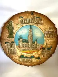 Vintage A ceramic mural depicting Brussels and its monuments 3d Tourist souvenir