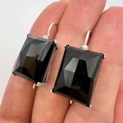 Fine Sterling Silver 925 Vintage Woman's Stud Earrings Black Agate Stone Signed