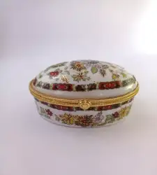 vintage floral Ceramic jewelry box Oval-shaped For those who love unique pieces
