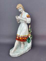 1970 Polonne Huge Vintage Soviet Porcelain Statue Figure Girl Ukraine 11 in