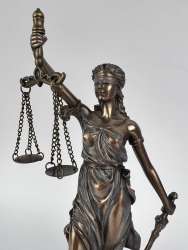 Themis Goddess of Law Statue Figure Polystone Bronze Home Decor Italy 21 cm