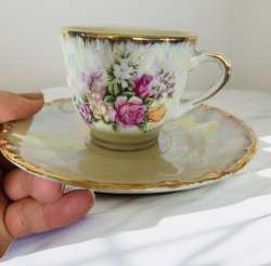 Royal Albert Old Coffee Cup Porcelai Made In Japan Beautiful Flower Shape Decor