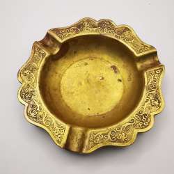 India 70s Ashtray Vintage Beautiful Handmade Bronze  91g