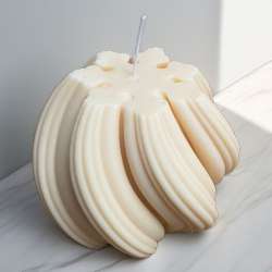 Big swirl candle | Home decor with natural wax | handmade