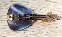 Mother of Pearl Vintage Gold Toned Pin Women's Jewelry Pendant Brooch Guitar
