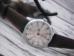 Vostok Aviator Black Leather 2409 Caliber Soviet 17 Jewels Men's Steel Watch