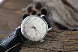 Luch Caliber 2209 Steel USSR Vintage Soviet 23 Jewels Men's Wrist Watch