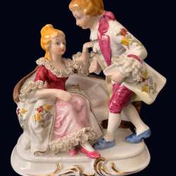Beautiful Ceramic Vintage 1950s Collectible Figurine Couple Sitting On Couch
