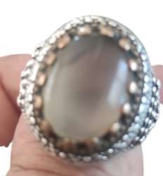 Antique Yemeni silver ring 925 carat distinctive natural stone luxurious design