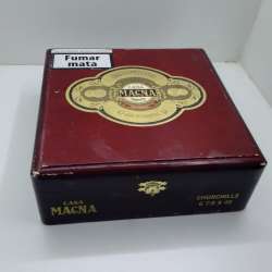Luxury Wooden Cigar Box  Elegant Design To Store Cigars In Style