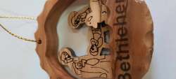 Ornament-olive-wood-Bethlehem-handmade-Jerusalem-Christ-holy-family-for-tree