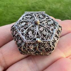 Vintage Christian Religion Silver 800 Filigree Reliquary Opening Rosary Box 9.5g