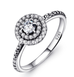 925 Sterling Silver Diamante Ring Vintage Luxurious Piece