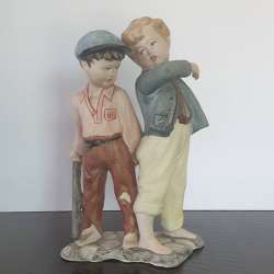Vintage-Romania-Hand-Painted-ARPO-Fine-Ceramic-Figurine-22cm-Decorative