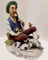 Vintage Italian Porcelain Capodimonte Porcelain Hunter Man Dog Figure Cute 7.8