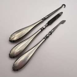 Antique Silver 800 Set of Three Shoe Hook Buttons File Cuticle Knife Europe 58gr