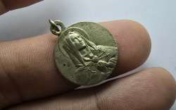 Religious medal Our Lady of the 7 Sorrows and Jesus crucified on his cross