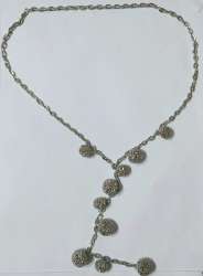 Elegant Silver Necklace with Modern Design Decorated with Sparkling Metal Balls