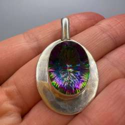 Vintage Womens Fashion Jewelry Pendant Sterling Silver 925 Gemstone Mystic Topaz