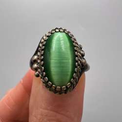 1970 Vintage USSR Soviet Ring Cat's Eye Nickel Silver Women’s Jewelry Size 7.5