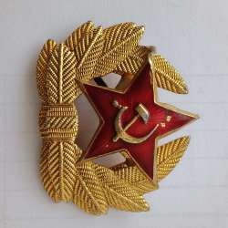 Soviet Military Cap Badge – Red Star with Hammer & Sickle – USSR Army Insignia